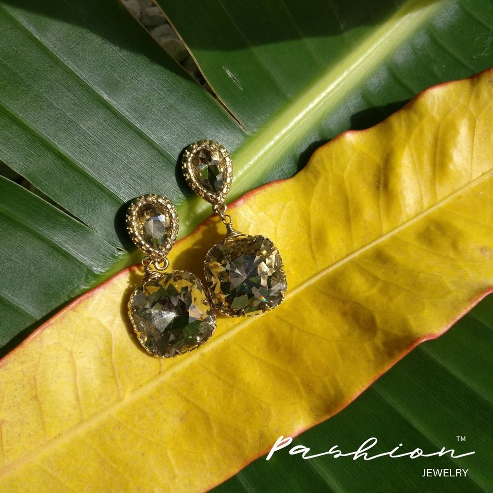 Gold tone Earrings
